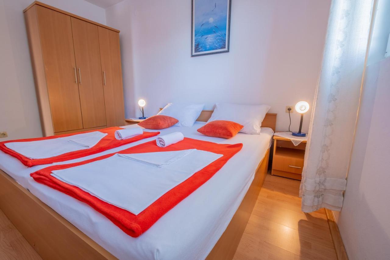 Cozy Apartments With Sea View Novi Vinodolski Esterno foto